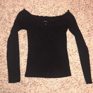 Off-the-shoulder top